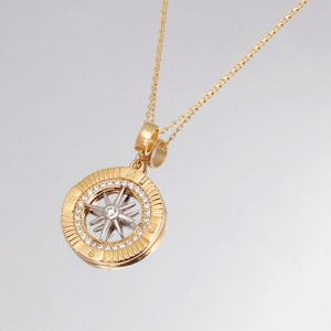 14K Gold Compass Necklace, North Star Necklace, Compass Pendant, Gold Starburst Necklace