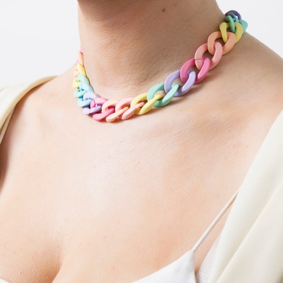 Vibrant Rainbow Chunky Acrylic Chain Necklace - Colorful Summer Statement Choker Jewelry