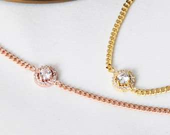 Minimalist Jewelry, Dainty Everyday Accessory, Cubic Zirconia Bracelet, Delicate Chain Jewelry, Gift for Her, Solitaire Bracelet