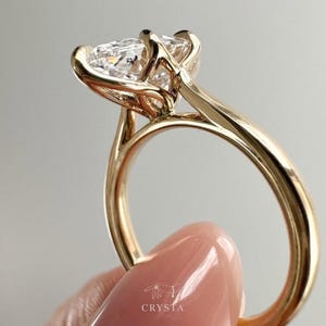 3 CT Marquise Cut Moissanite Engagement Ring, 14K Solid Gold Ring, Petal Prong Ring, Solitaire Ring, Stackable Ring, Proposal Ring For Her