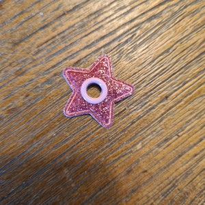 Star roller skate charm with glitter image 7