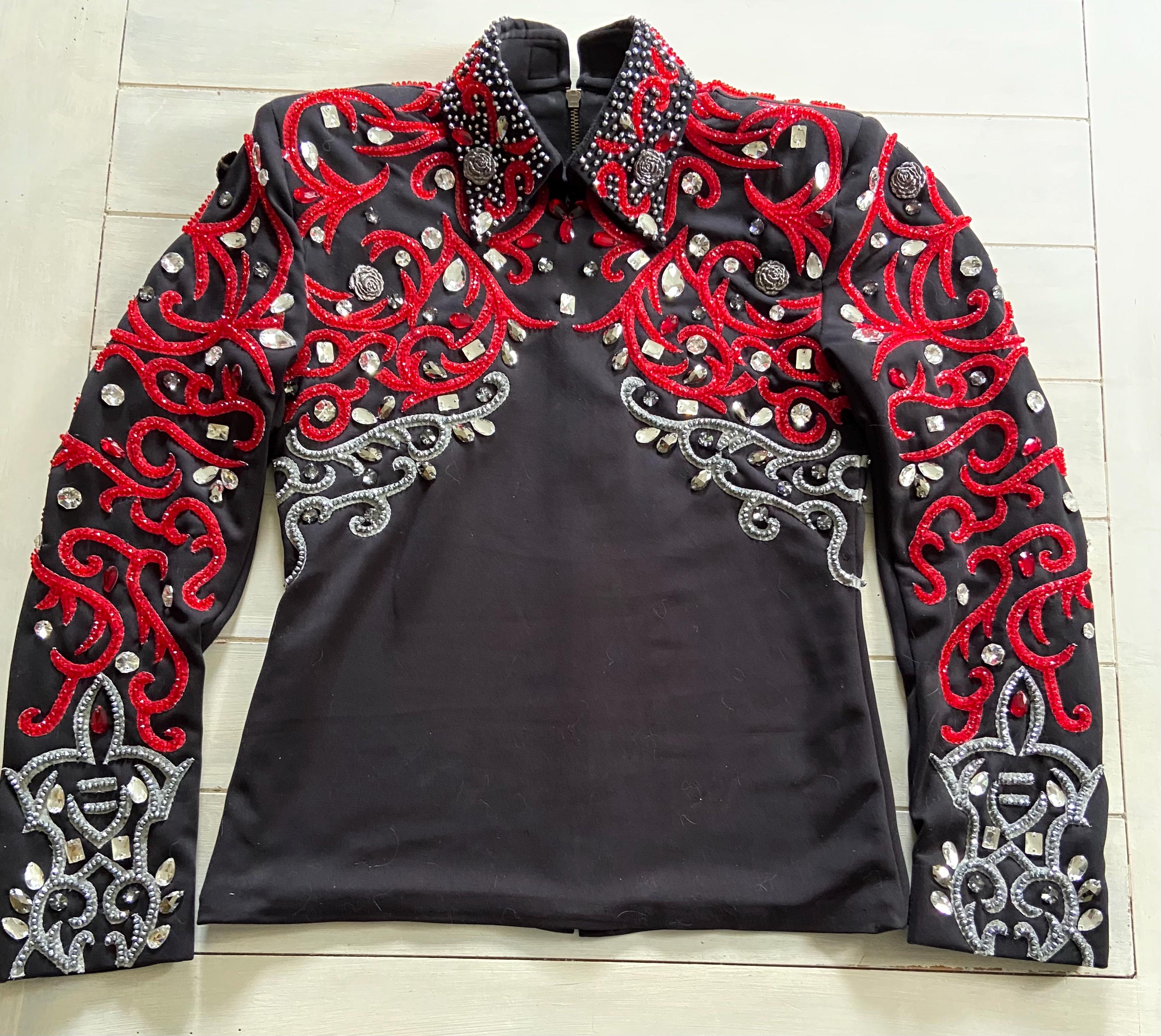 Veste de concours western noire idéale pour l'équitation avec