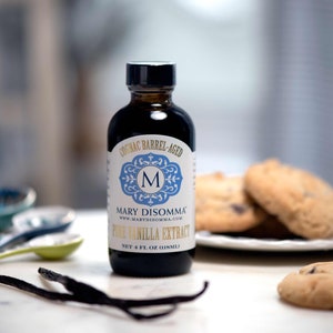 Mary DiSomma’s Cognac Barrel-aged 100% Madagascar Pure Vanilla Extract