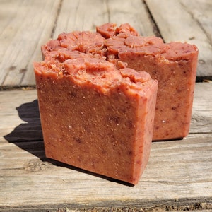 jabón de leche de cabra con limoncillo y cedro