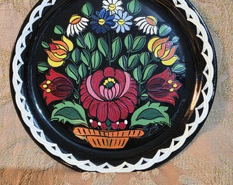 Vintage Traditional Hungarian Folk Art Floral Wall Hanging Plate.