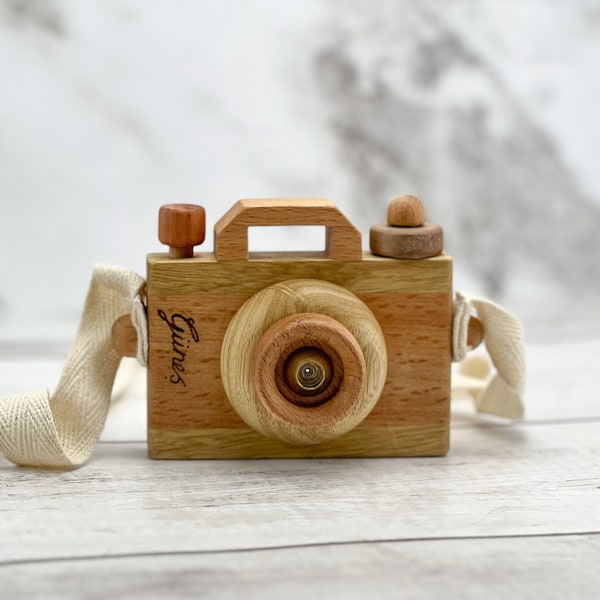 Wooden Camera, Birthday Gift for Girls and Boys, Handmade Montessori Toys Present for Toddlers