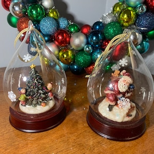Weihnachtskugel Ornamente - Vintage Tropfenförmige Glasornamente mit Holzsockel mit Weihnachtsstern oder Weihnachtsmann Ihrer Wahl !!
