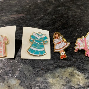 Vintage Collectable Gold “Sew Beautiful” Dress Pins Your Choice of Three NEW in Excellent Condition!!!