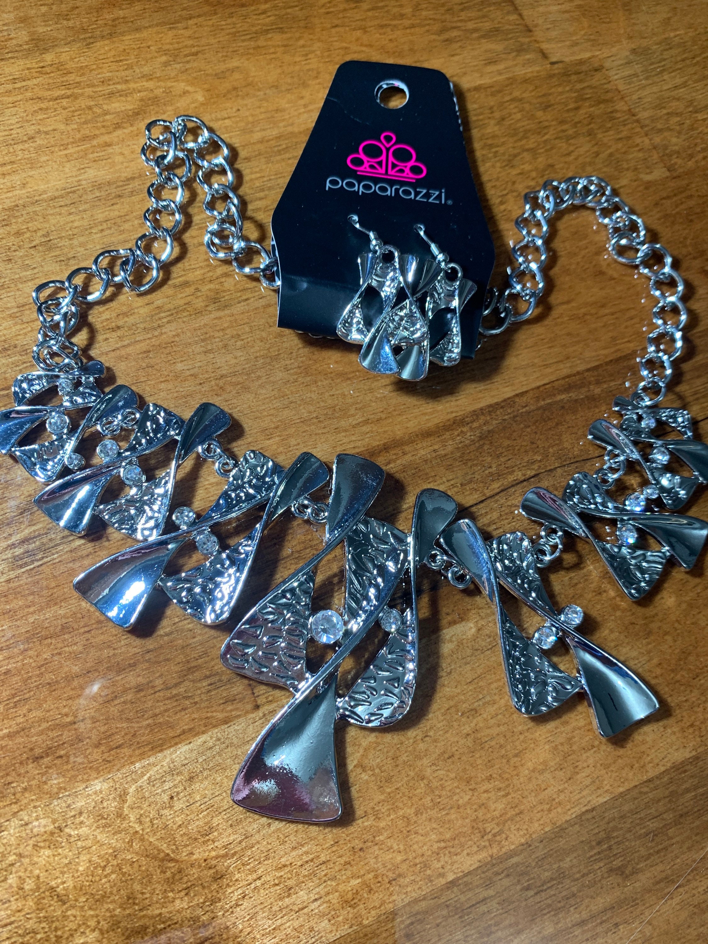 Necklace paparazzi sale