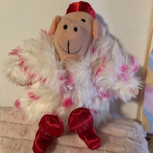 Vintage O.P.I Brands Collectable Plush Pig in Excellent Condition!!!