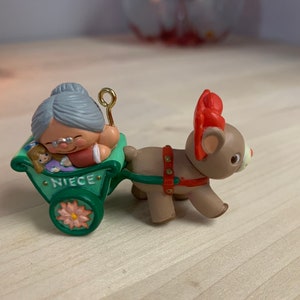 Christmas Hallmark Collectable Ornament- Keepsake 1994 “Niece” Ornament in Original Box in Excellent Condition!