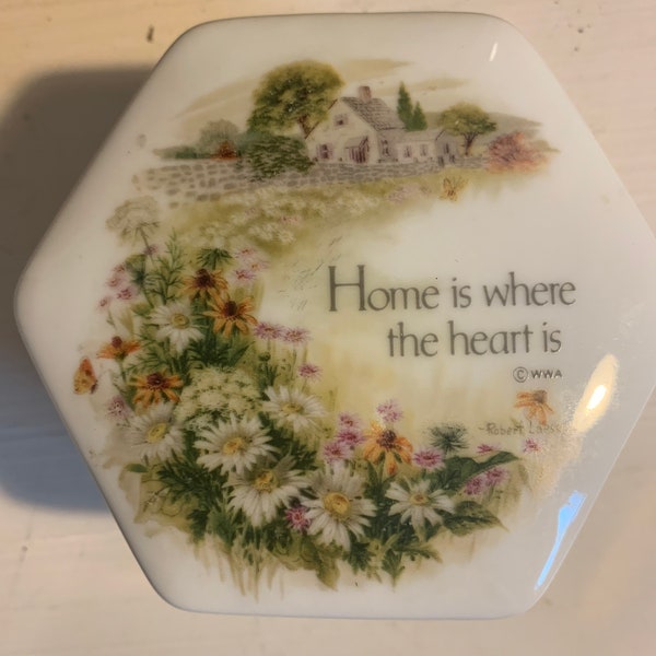 Vintage Robert Laessig Painting Genuine Porcelain Pastoral Scene Trinket Box “Home is Where the Heart Is” in Excellent Condition!