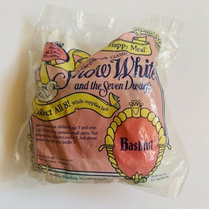1992 Snow White and The Seven Dwarfs Vintage McDonald&#39;s Toy Bashful