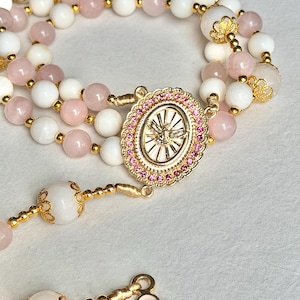 Rosario de aguamarina/cuarzo rosa hecho a mano: cuentas de selenita, cuarzo y ónix Pink