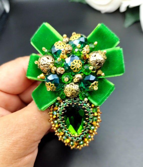 Broche Ancienne Avec Perles Vertes - Bijou Vintage, Matière Perle - Occasion