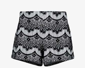 Vintage Y2K  High Rise Scalloped Lace Festival Shorts Art Deco Shorty Shorts Sz M