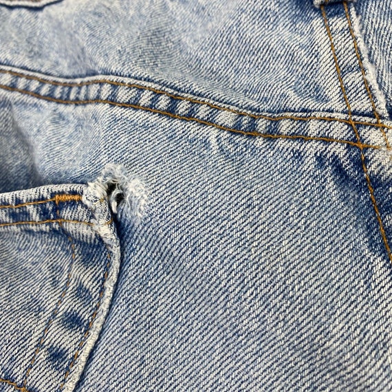 Vintage Levi’s 550 Faded Denim Cut Off Jean Short… - image 6