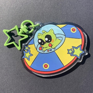Cute Alien Cat in Spaceship Keychain