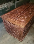 Large Mahogany Handmade African Wooden Zanzibar Chest product logo