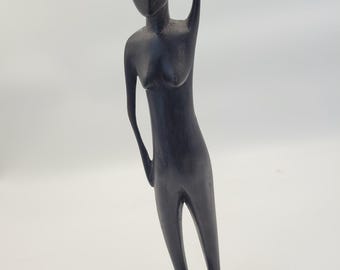 タンザニアのカスタムベースにあるマコンデの女性像 - Etsy 日本