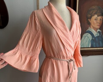 30s/40s Peach Crepe Rayon Shawl Collar Robe, Sold As Is