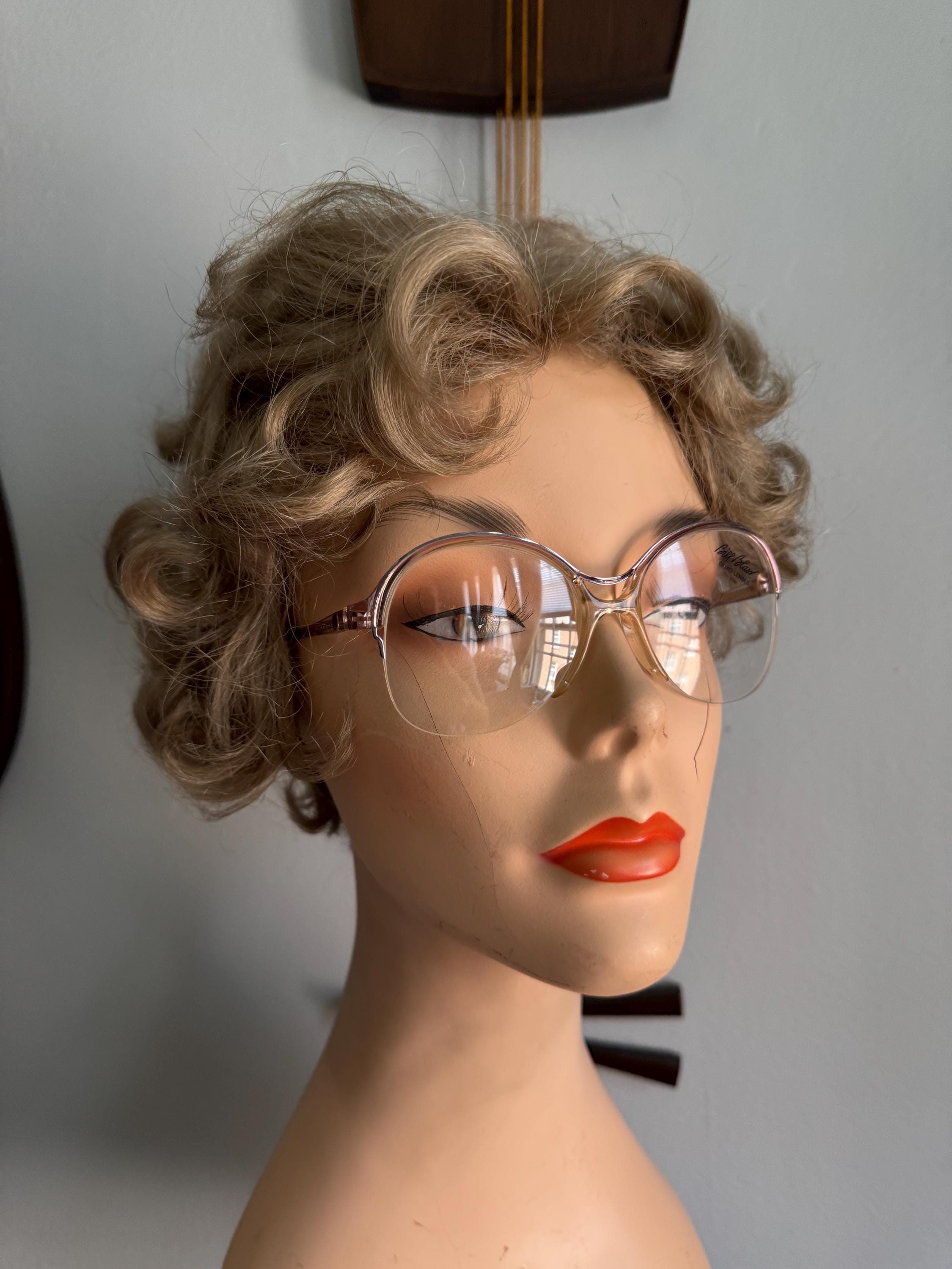 Vintage Designer Bill Blass Sunglasses 1980s VINTAGE BILL BLASS SUNGLASSES 1990S OVAL | eBay Australia main image 3