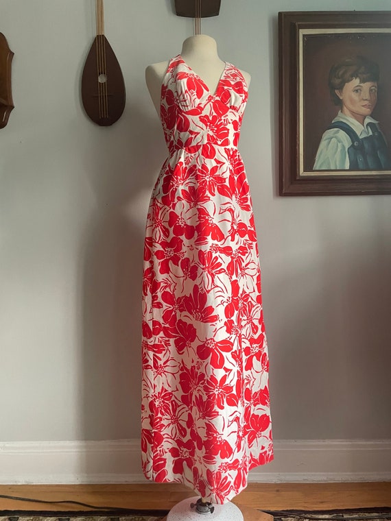 1970s Waltah Clarke Floral Halter Dress