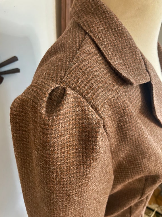 1970s Brown Wool Tweed Suit - image 3