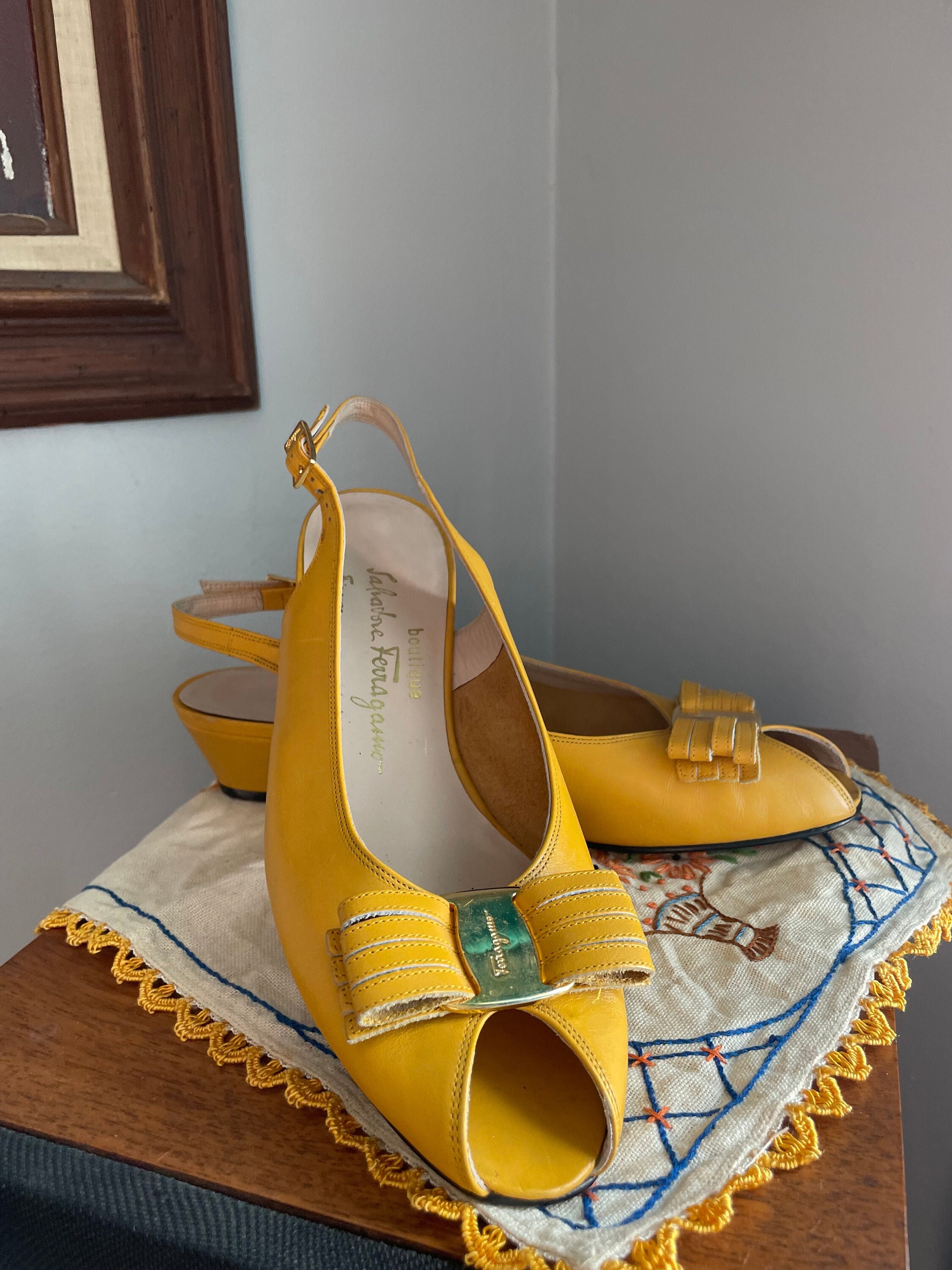 Stanica - Purple/Yellow/White | Wide strap slingback heel | Fluevog Shoes