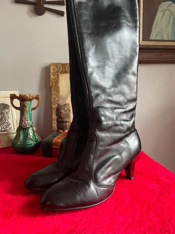 1970s Black Faux Leather Knee-High Boots - image 2