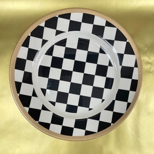 13&quot; Checkered white and black round platter