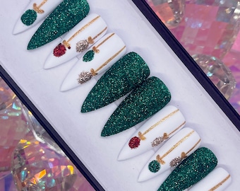 FESTIVE | Sugar Glitter Christmas Press On Nails | Matte White Holiday Ornament Nails | Red\Green\White\Gold Nails