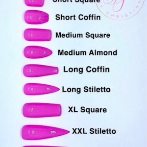 K&ouml;nnte beinhalten: Eine Tabelle mit verschiedenen Nagelformen und -gr&ouml;&szlig;en, darunter kurze runde, kurze quadratische, kurze Sargform, mittlere quadratische, mittlere Mandelform, lange Sargform, lange Stilettoform, XL-Quadrat, XXL-Stiletto und XXL-Quadrat. Die Tabelle befindet sich auf einem wei&szlig;en Hintergrund und zeigt rosa Nagelspitzen.
