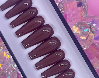 CHOCOLATE | Brown Press On Nails