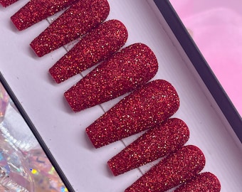 DAME EN ROUGE | Ongles rouges pailletés à presser