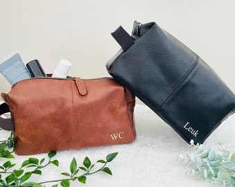 Personalised Toiletry Wash Bag with Initials or Name for Him, Dad, Best Man, Groom, Groomsmen, Fathers Day Gift, Leather Look, Shower Bag