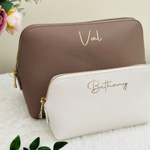 Trousse de maquillage personnalisée de luxe, Trousse de maquillage en similicuir, Trousse à cosmétiques personnalisée, Cadeau de demoiselle d'honneur, Cadeau d'anniversaire pour elle, Trousse de toilette prénom