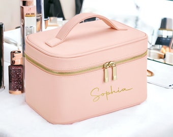 Personalised vanity makeup case, monogram initial cosmetic bag, toiletry  bag, bridesmaid bag, custom make up bag, jewellery box, PU leather