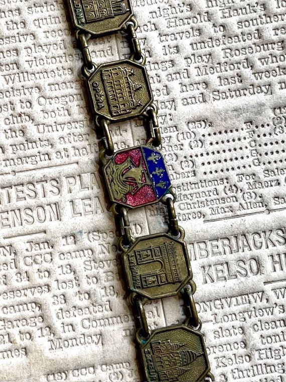 Vintage France souvenir charm bracelet.