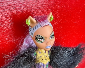 Monster High Wolf doll Clawdeen dressed