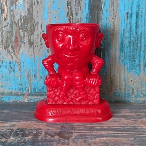 Vintage Humpty Dumpty egg cup