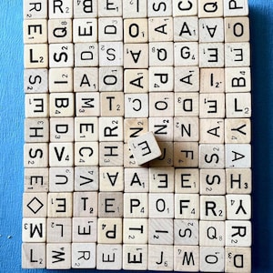 vintage wooden scrabble alphabet dice, lot of 100