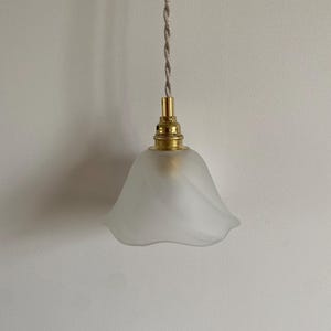 Vintage Tulpenlampe aus Milchglas