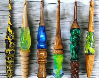 Handmade Multi Resin Crochet Hook Set with Ergonomic Wooden Handles and Copper Hooks