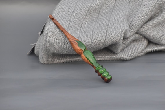 Resin Rosewood Crochet Hook: Ergonomic Soft Handle, 3mm-12mm