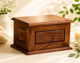 Personalized Wooden Memorial Urn – Handmade Cremation Box for Loved One Ashes