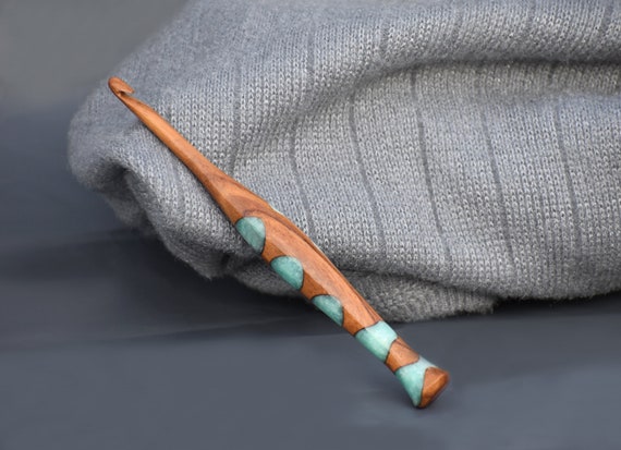 Handmade Rosewood Crochet Hook set Epoxy Resin ergonomic Knitting Needle (3mm-16mm)