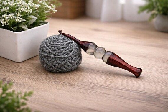 Handmade Rosewood Crochet Hook with Resin Inlay (3mm-12mm)