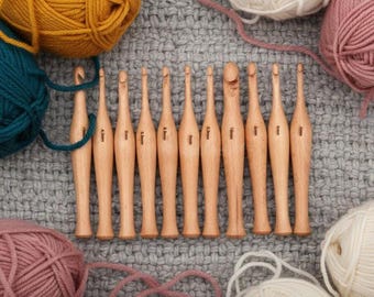 Handmade Wooden Crochet Hooks Set | Smooth Ergonomic Knitting Hooks for Yarn Lovers