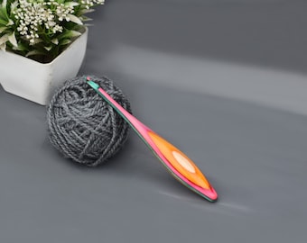 Wooden Crochet Hook Set Ergonomic 3mm to 12mm Engraved Gift for Crochet Lovers Christmas
